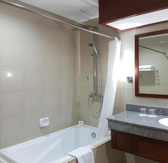 Plus Standard Room, Cebu Parklane International