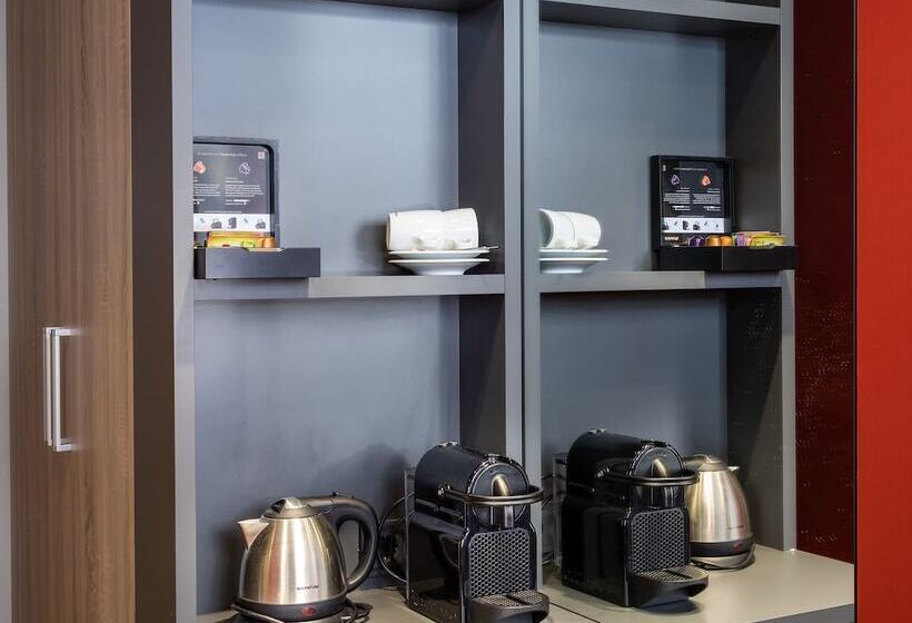اتاق سوپریور سه تخته, Ramada By Wyndham Amsterdam Airport Schiphol