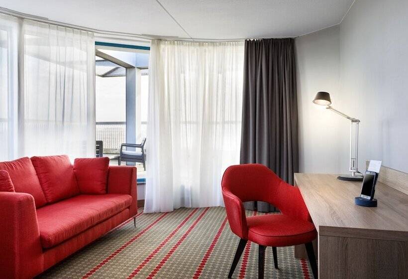 سوییت سوپریور, Ramada By Wyndham Amsterdam Airport Schiphol
