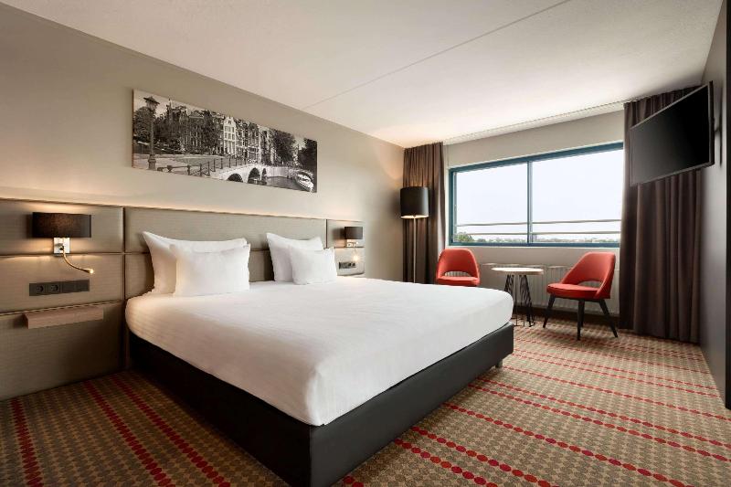 سوییت سوپریور, Ramada By Wyndham Amsterdam Airport Schiphol