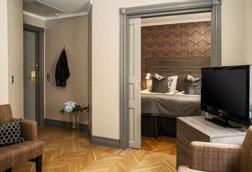 家庭间, Clarion Grand