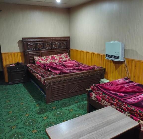 اتاق لوکس خانوادگی, Ahmed Guest House