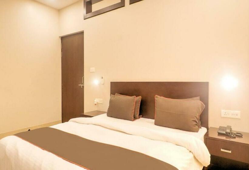コンフォートトリプルルーム, Super Townhouse Amaraa Farms Near Lulu Hypermarket