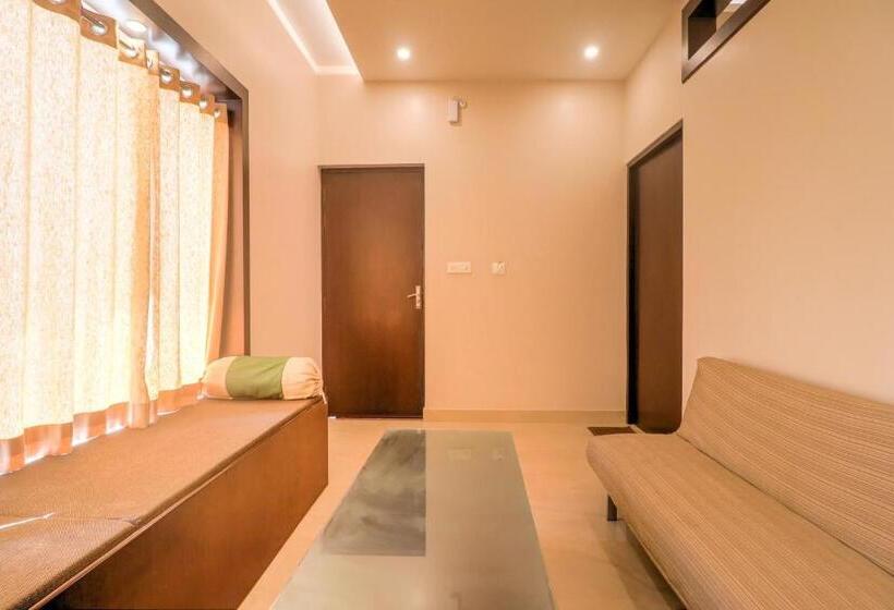 コンフォートトリプルルーム, Super Townhouse Amaraa Farms Near Lulu Hypermarket