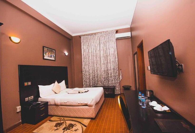 اتاق لوکس یک تخته, Panone Hotels   King Ori Kilimanjaro Airport