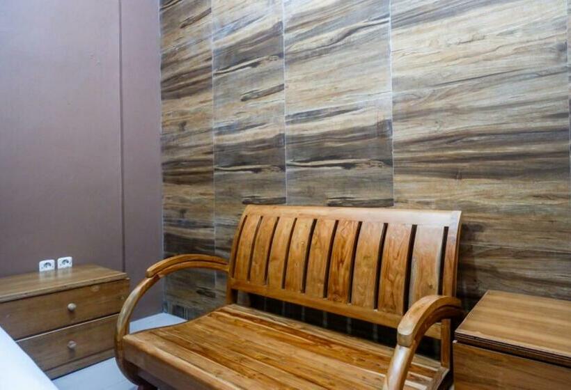 סוויטת ג'וניור, Urbanview Hotel Blok O International By Reddoorz