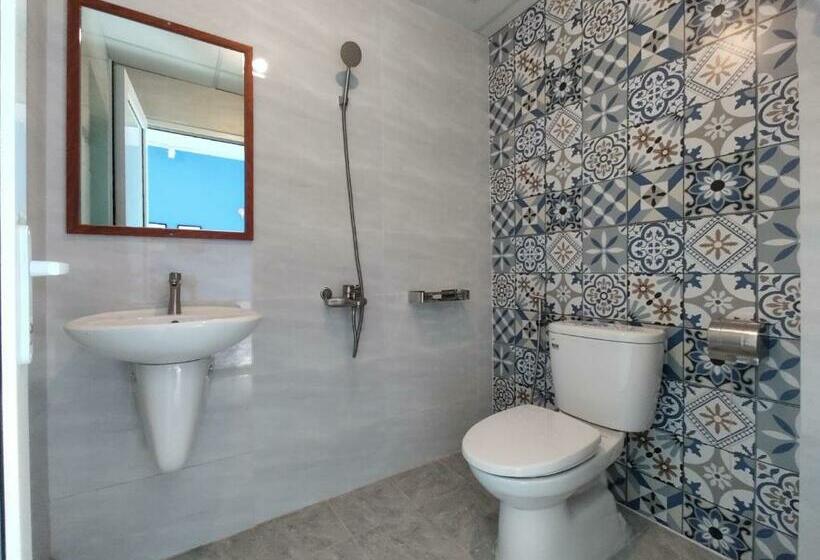 اتاق استاندارد با بالکن, Stay Hostel 2   350m From The Ferry