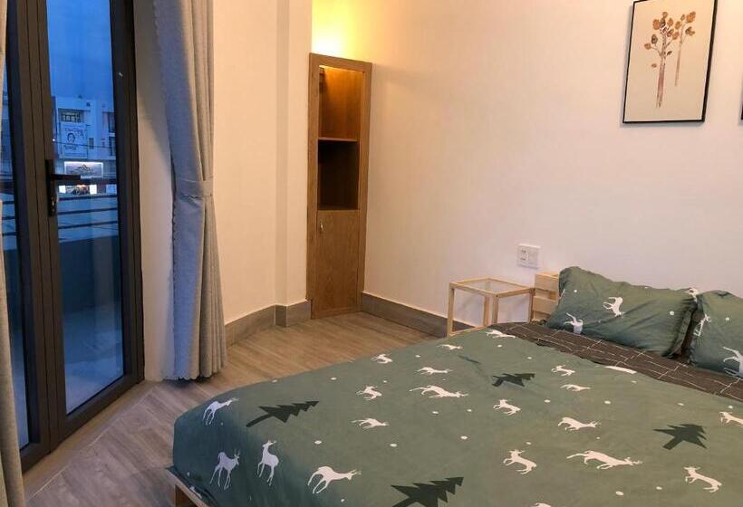 اتاق استاندارد چهارنفره با بالکن, Stay Hostel 2   350m From The Ferry