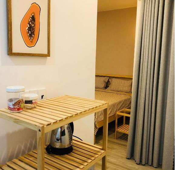 استودیو استاندارد با بالکن, Stay Hostel 2   350m From The Ferry