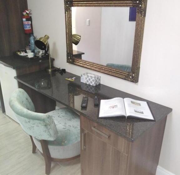 Номер Superior Кровать Кинг, Ashwood The Ridge Boutique