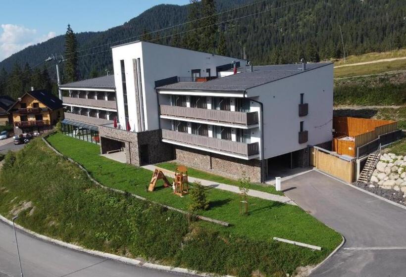 Люкс с гидромассажем, Apartmány Tri Sestry   Real Ski In Ski Out