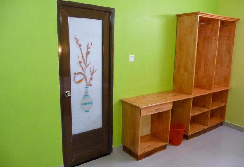 Номер Стандарт с Балконом, Peacock
