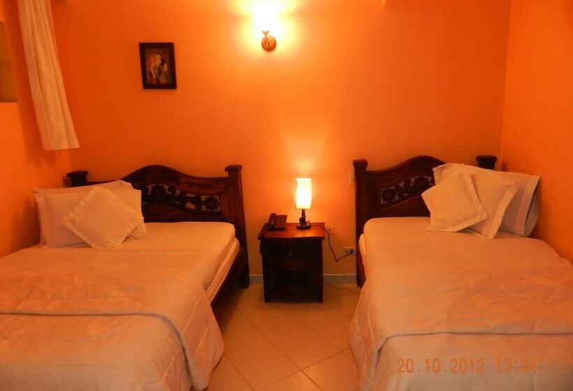 غرفة قياسية ثلاثية, Casa Quinta Hotel Bogotá Centro