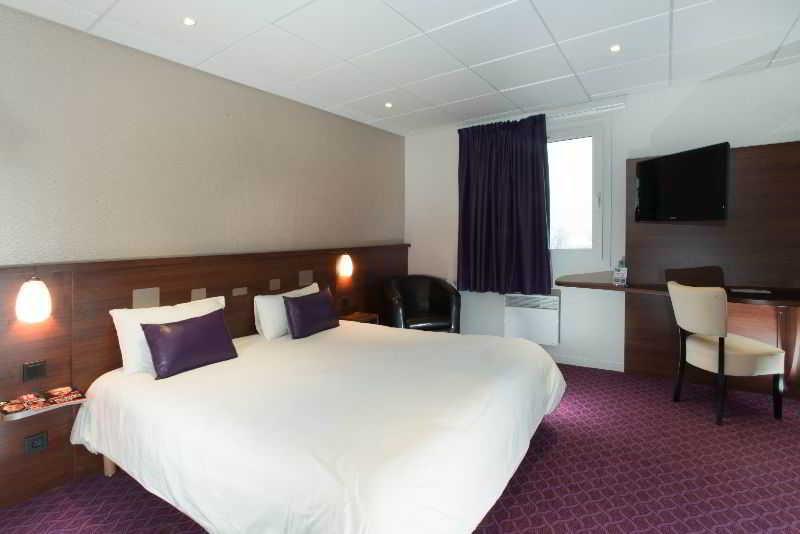 اتاق راحتی, Brit Hotel Tours Sud – Le Cheops