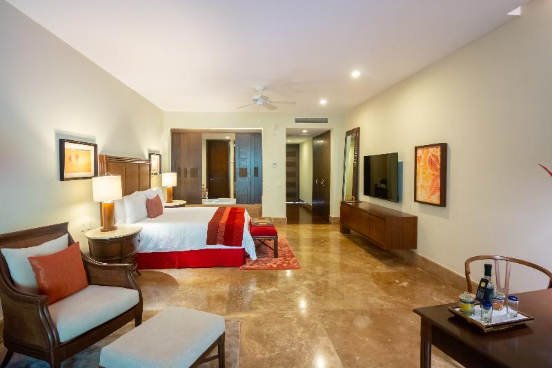 اتاق راحتی, Brit Hotel Tours Sud – Le Cheops