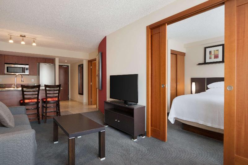 プレミアムスイート, Embassy Suites Montréal By Hilton
