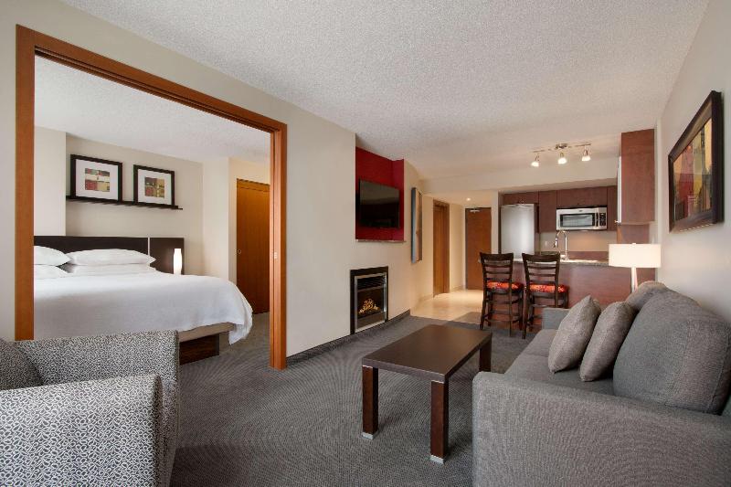 スイート, Embassy Suites Montréal By Hilton