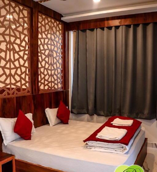 سوییت خانوادگی, Pacific Inn Resort Rishikesh