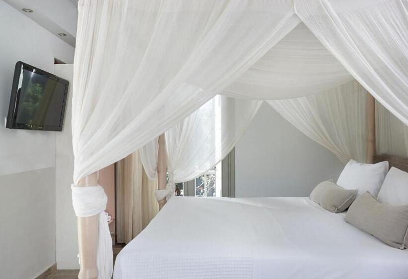سوئیت جونیور با تراس, Cascade Holiday Resort