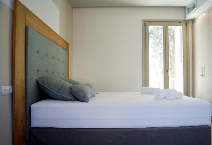 اتاق لوکس, Cascade Holiday Resort