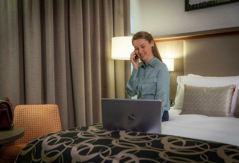 اتاق لوکس, Clayton Hotel Galway