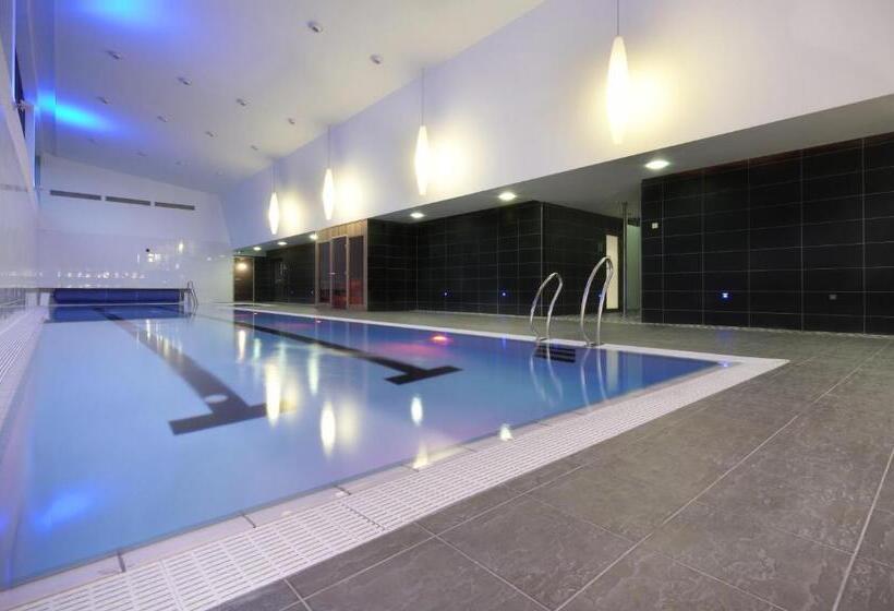 سوئیت اجرایی با تخت کینگ, Clayton Hotel Galway