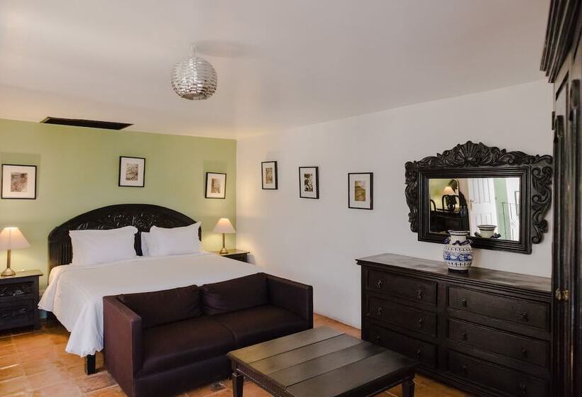 سوییت جونیور, Los Agaves Hotel Boutique