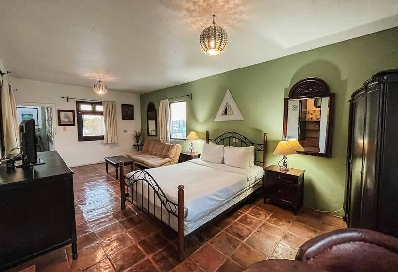 سوییت جونیور, Los Agaves Hotel Boutique