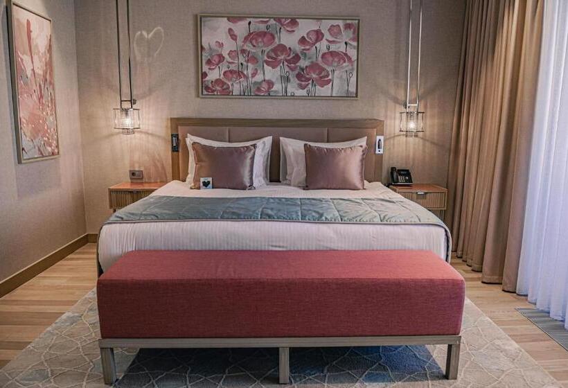 Suite Queen Bed, Karavansaray Turkistan Harbour Hotel  Flying Theatre Access
