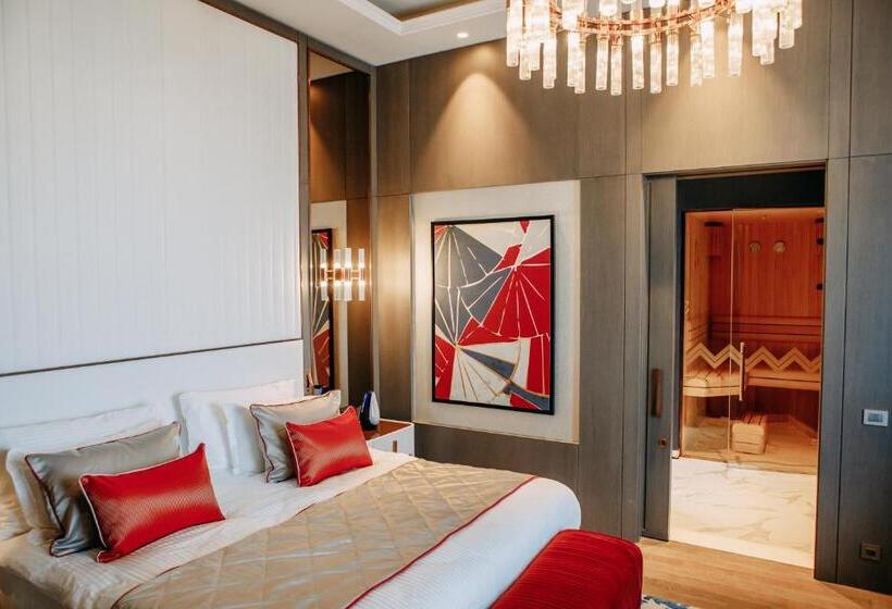 سوئیت پرزیدنت, Karavansaray Turkistan Harbour Hotel  Flying Theatre Access