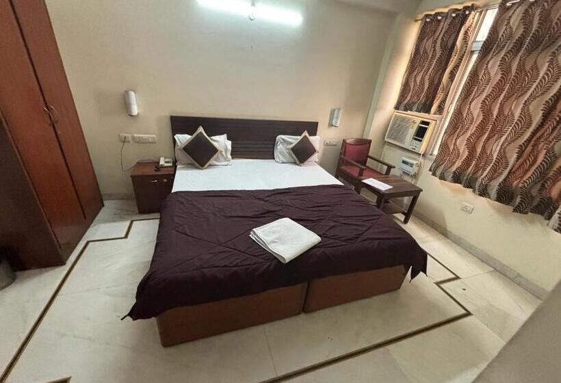 اتاق استاندارد, Siddhi Vinayak Station Road Jaipur