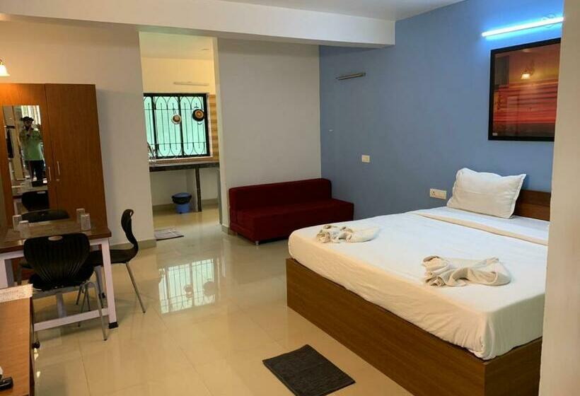 اتاق لوکس, Shrikrishna Studio Goa