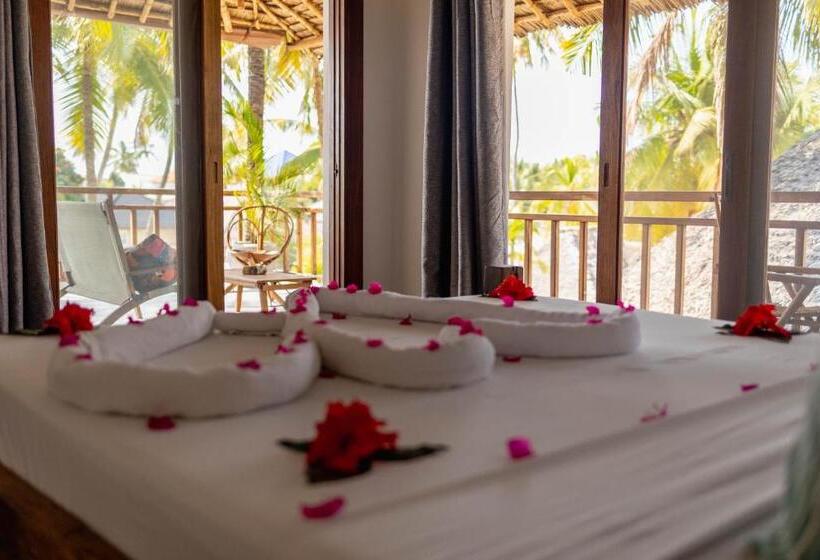 Family Suite, Aluna Paje
