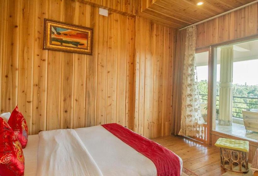 Номер Стандарт Вид на Озеро, Mount Queens Hill Resort & Spa