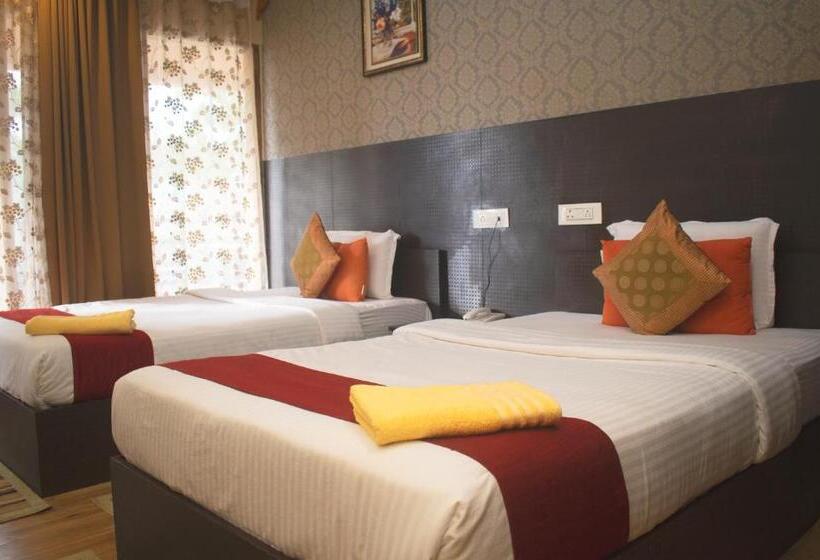 Номер Стандарт, Mount Queens Hill Resort & Spa