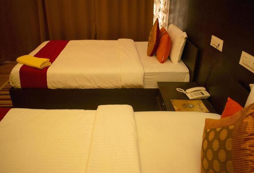 Номер Стандарт, Mount Queens Hill Resort & Spa