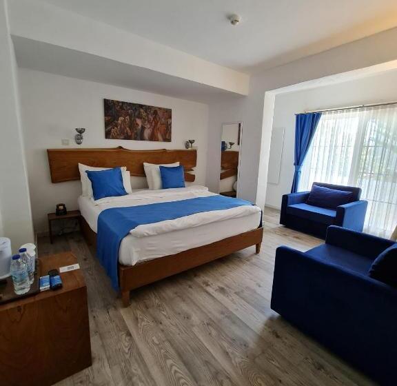 Quarto Familiar, Rebetiko