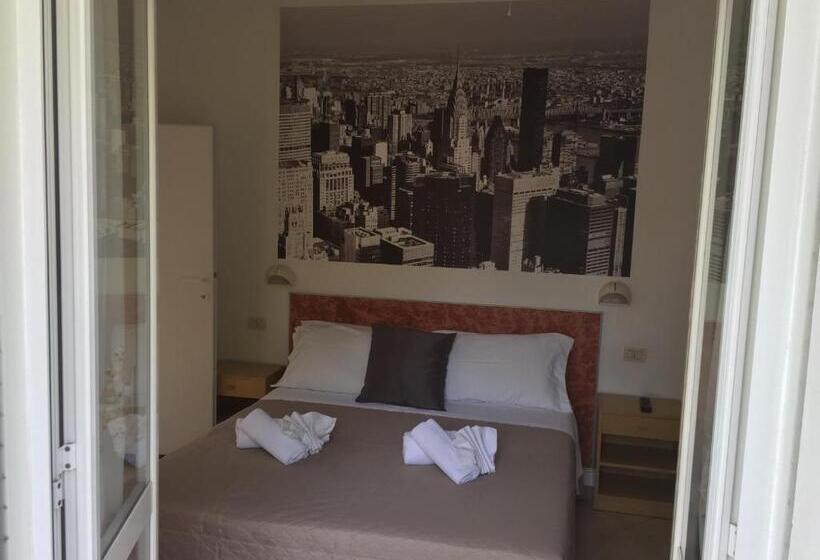 Quarto Estandar, Monti