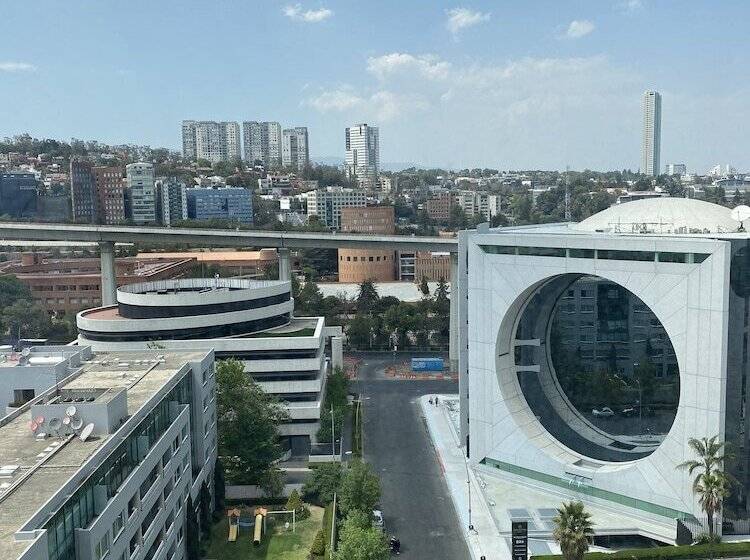 Полулюкс, Camino Real Santa Fe