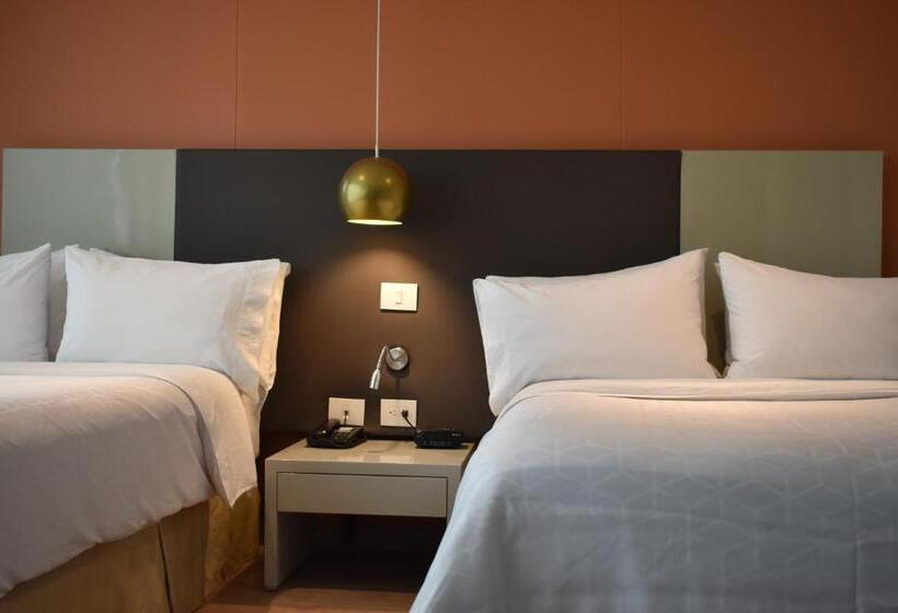 Люкс, Holiday Inn Express & Suites Medellin, An Ihg