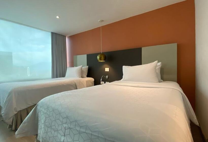 Люкс, Holiday Inn Express & Suites Medellin, An Ihg