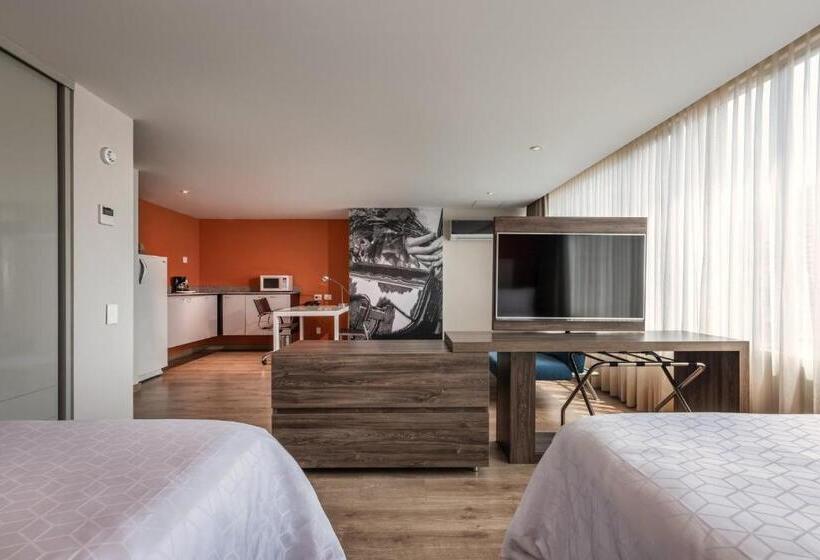 Люкс, Holiday Inn Express & Suites Medellin, An Ihg