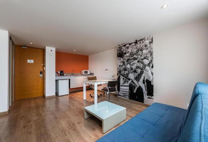 Люкс Адаптированный для Инвалидов, Holiday Inn Express & Suites Medellin, An Ihg