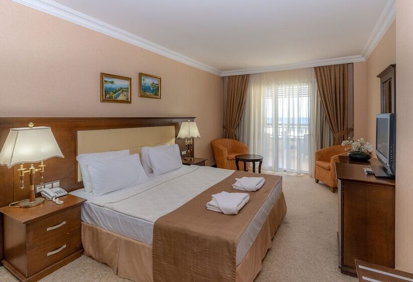 标准间, Latanya Park Resort