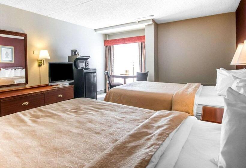 اتاق استاندارد, Quality Inn & Suites