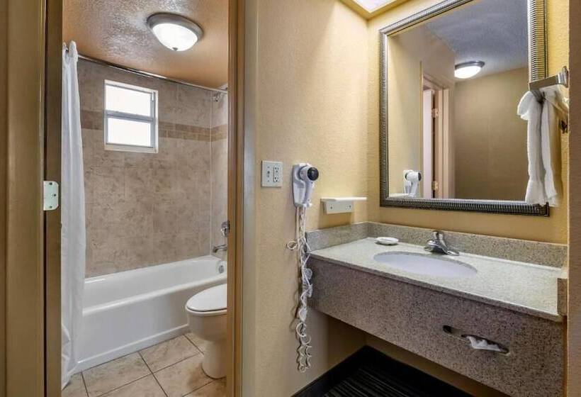 Номер Стандарт 2 Двуспальные Кровати, Spark By Hilton Ormond Beach Oceanfront