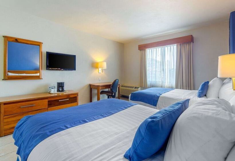 اتاق استاندارد با 2 تخت دوبل, Comfort Inn Tampico