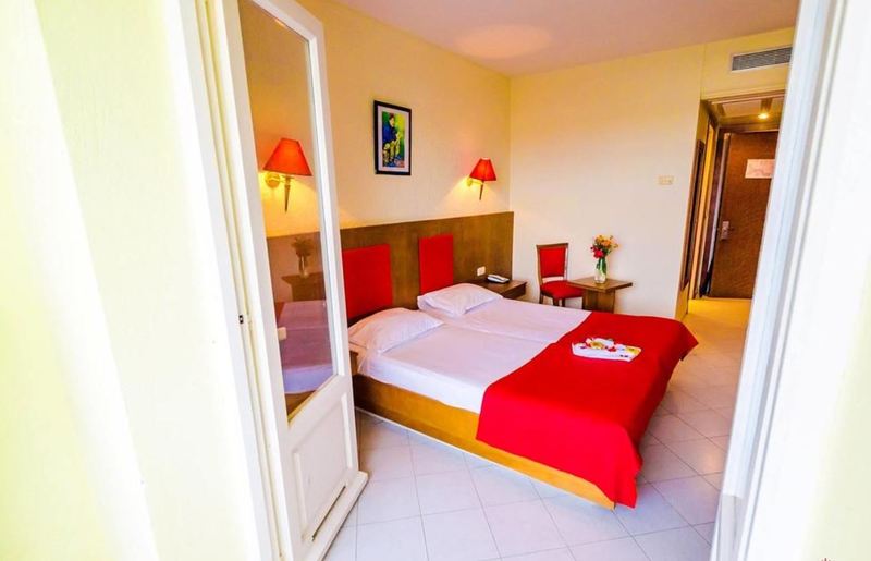 اتاق استاندارد چهار تخته, Houria Palace