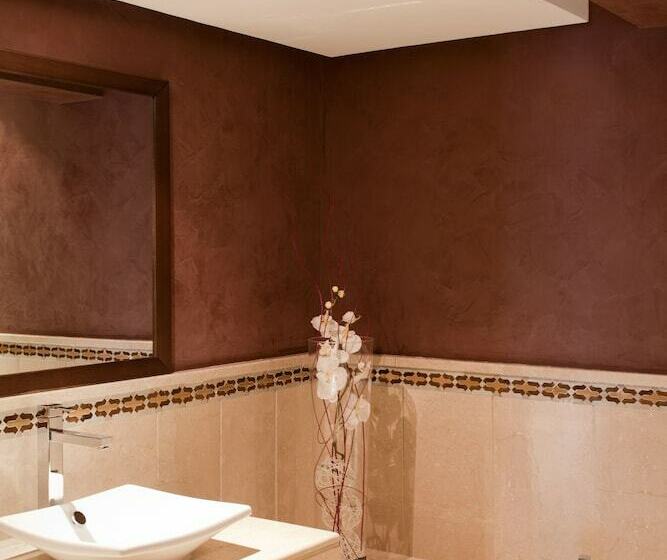اتاق لوکس با چشم‌انداز باغ, Kenzi Menara Palace & Resort