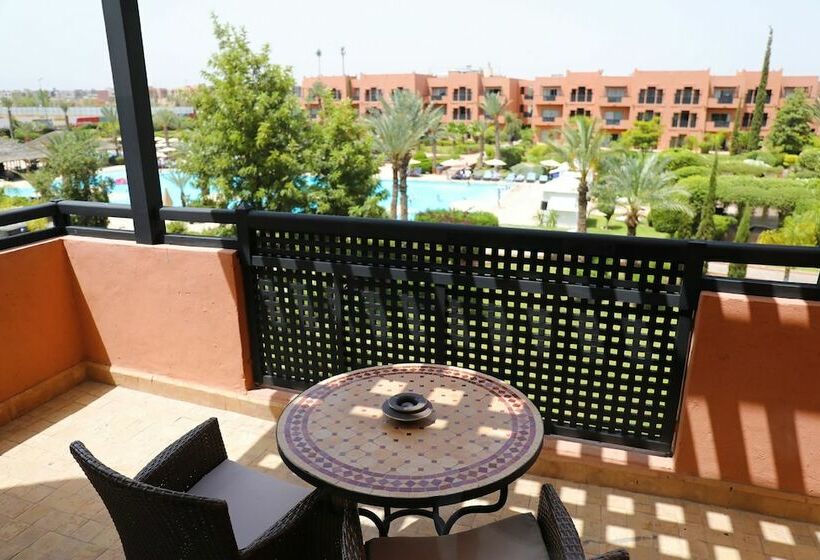 اتاق لوکس با چشم‌انداز استخر, Kenzi Menara Palace & Resort
